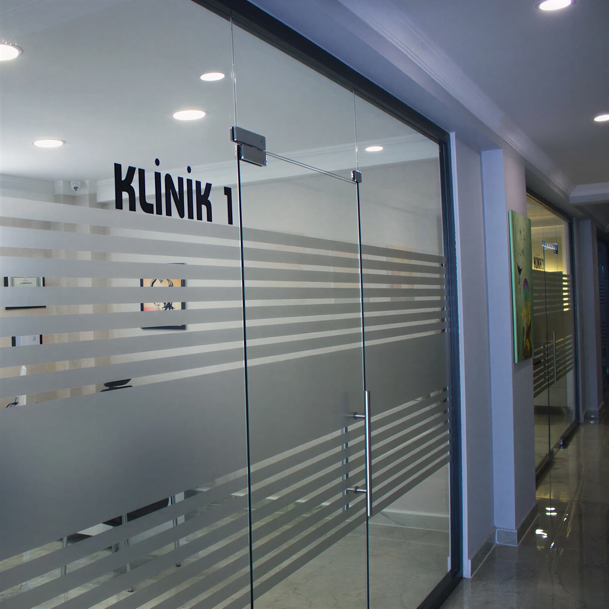 Side Shine Galerie Foto 1